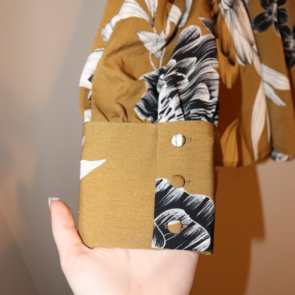 Target brand ruffle neck blouse - Picture 4 of 6